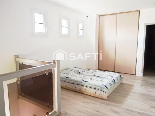 Sare superbe villa de 650m2 sur terrain de 7860m2 avec piscine intérieure