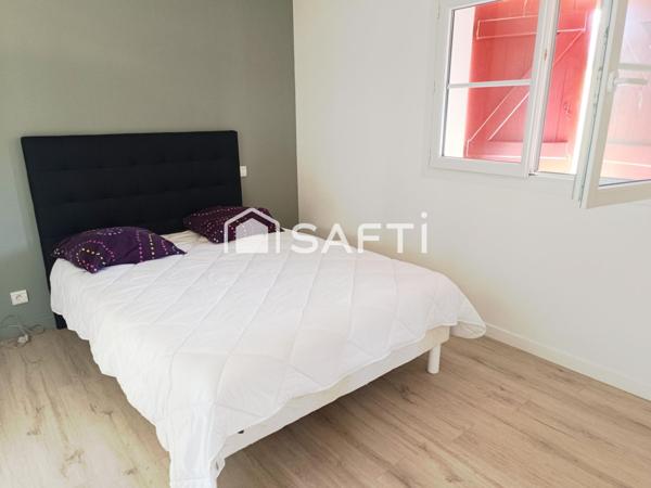 Sare superbe villa de 650m2 sur terrain de 7860m2 avec piscine intérieure