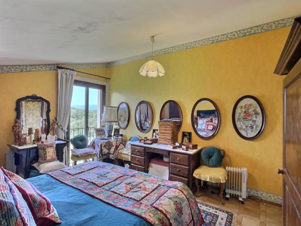 Villa avec vue panoramique sur la montagne