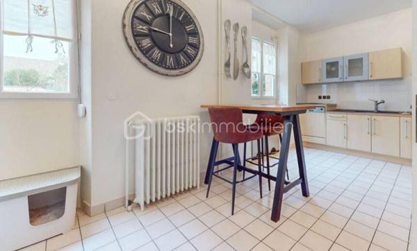 Demeure de 240,38 m²