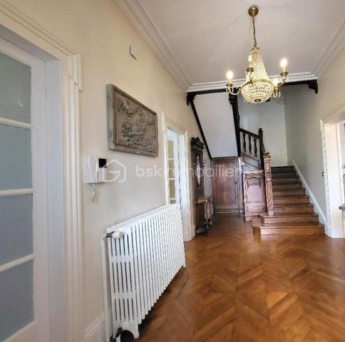 Demeure de 240,38 m²