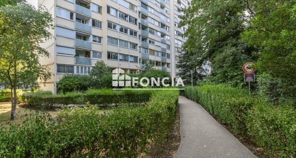 À vendre Appartement 4 pièces 65.41 m² - Savigny-sur-orge 91600