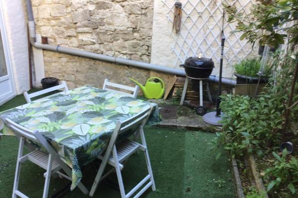 Maison centre Issigeac