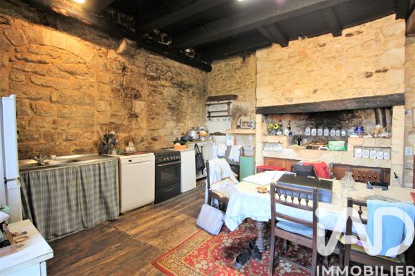 Immeuble à vendre 227 m² Villefranche-du-Périgord