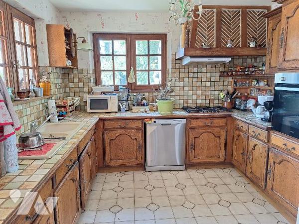 Maison et maison d'amis avec étang 1ha, Clémont