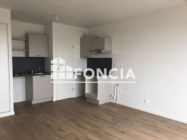 Location Appartement 2 pièces 41.2 m² - 2 RUE JOSEPH THOMSON Epron 14610