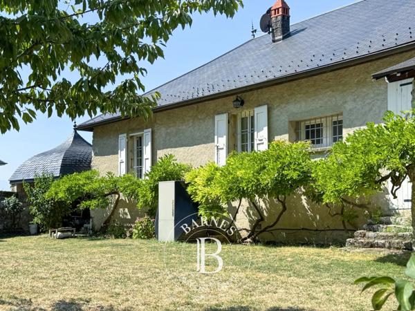 Chambéry, Propriété 5 Chambres -  299 m² à vendre