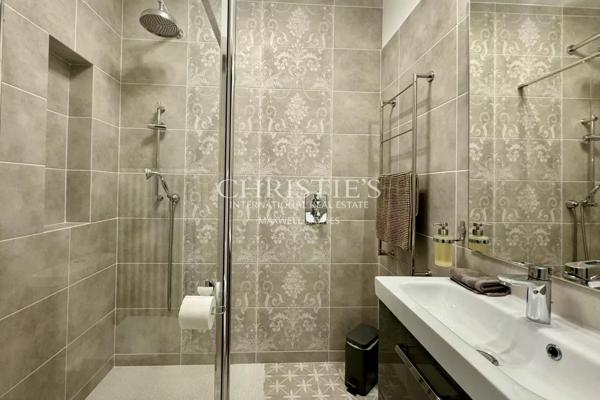 Exclusif : Château Médiéval Intemporel dans une Situation Exceptionnelle en Sud-Charente