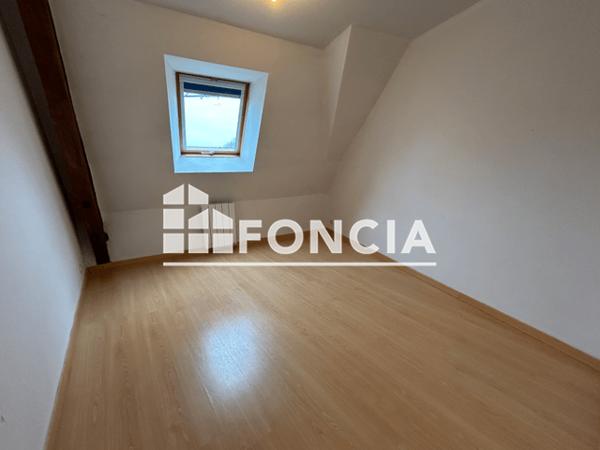Location Studio 43.8 m² - 3 RUE DU 14 JUILLET Montval Sur Loir 72500