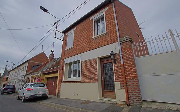 Maison à vendre    5 pièces • 114 m2 Nesle