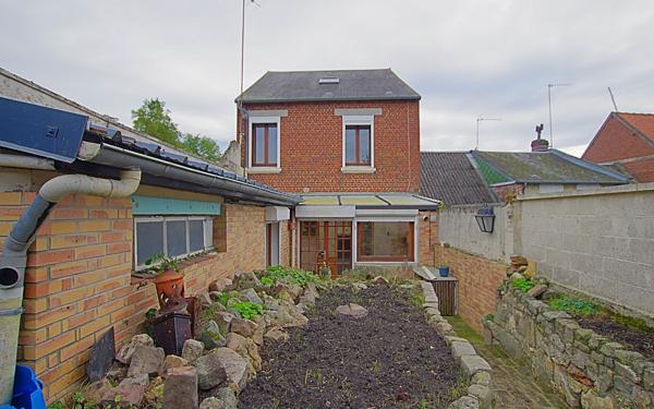 Maison à vendre    5 pièces • 114 m2 Nesle