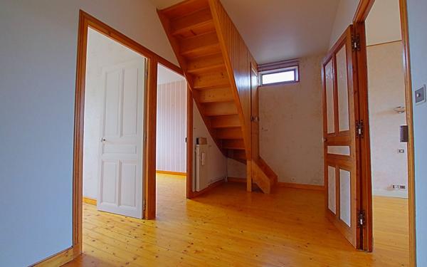 Maison à vendre    5 pièces • 114 m2 Nesle