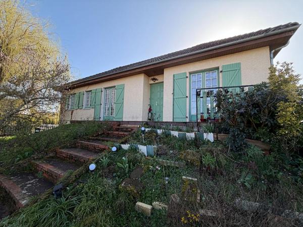 Joli pavillon sur sous sol dans un quartier calme de Sermoise sur Loire