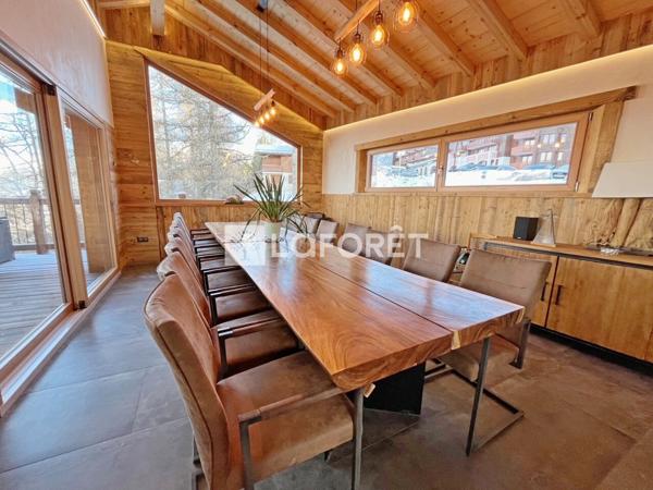 Achat maison près de LA PLAGNE TARENTAISE - 9 pièce(s) - 279 m² - 2 200 000 €