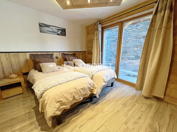 Achat maison près de LA PLAGNE TARENTAISE - 9 pièce(s) - 279 m² - 2 200 000 €