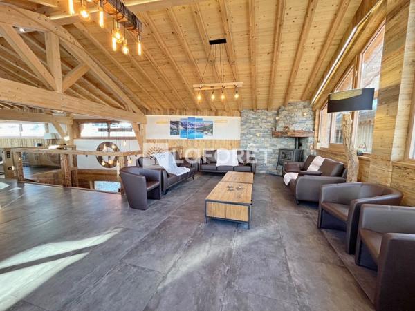 Achat maison près de LA PLAGNE TARENTAISE - 9 pièce(s) - 279 m² - 2 200 000 €