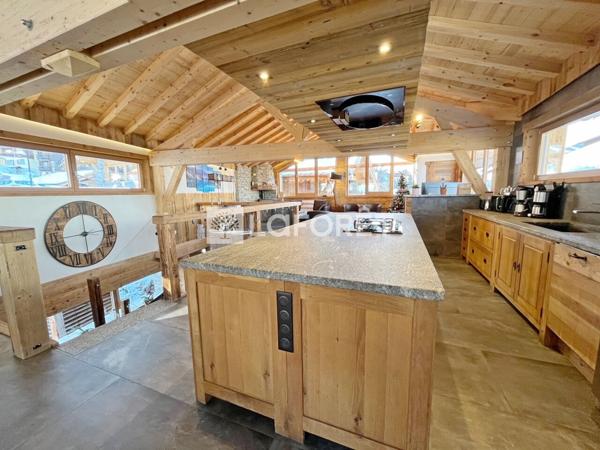Achat maison près de LA PLAGNE TARENTAISE - 9 pièce(s) - 279 m² - 2 200 000 €