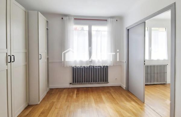 2/3 chambres, calme, lumineux, faibles charges