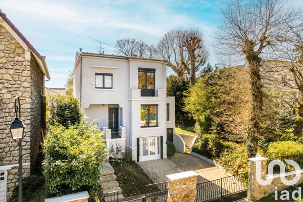 Maison à vendre 8 pièces 170 m² Vaucresson