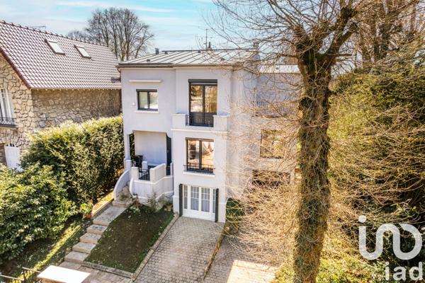 Maison à vendre 8 pièces 170 m² Vaucresson