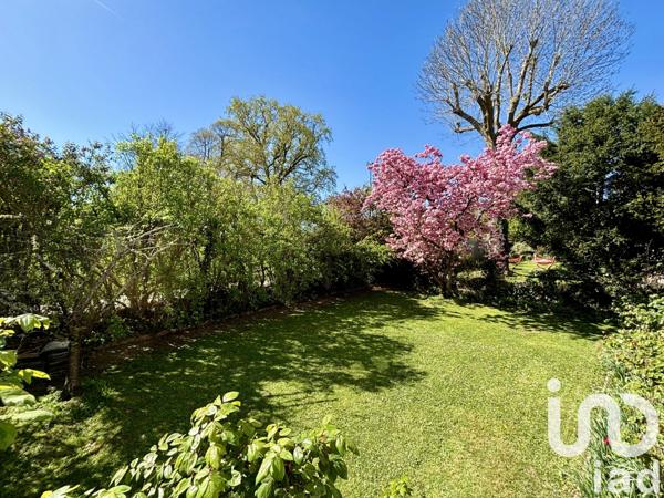 Maison à vendre 8 pièces 170 m² Vaucresson