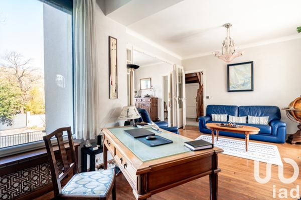 Maison à vendre 8 pièces 170 m² Vaucresson