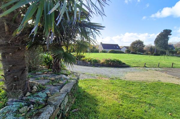 Saint-Yvi (29140) SAINT YVI Maison de caractère sur 1319 m²