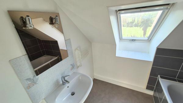 Saint-Yvi (29140) SAINT YVI Maison de caractère sur 1319 m²