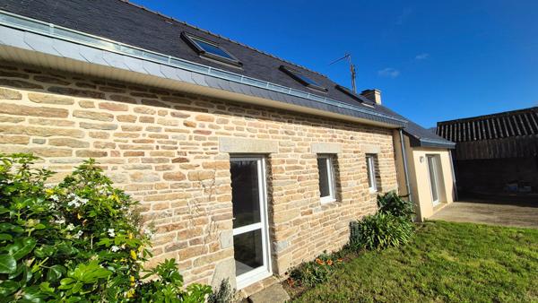 Saint-Yvi (29140) SAINT YVI Maison de caractère sur 1319 m²