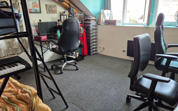 Maison à vendre    9 pièces • 300 m2 Criquebeuf-sur-Seine