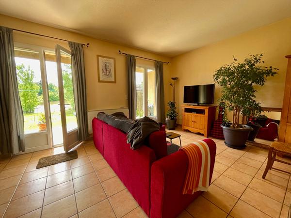 Maison mitoyenne 3 chambres  en bord de Dordogne !