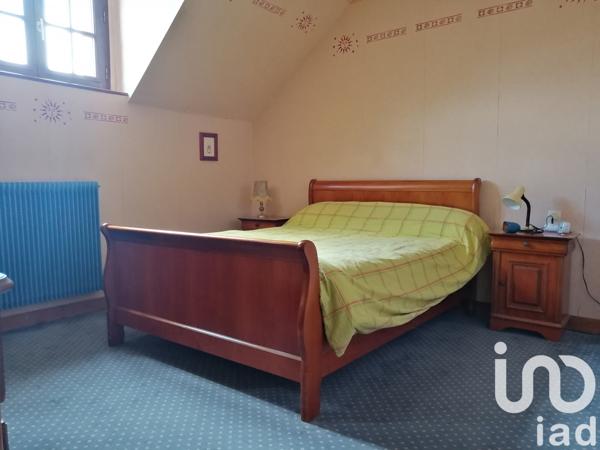 Maison à vendre 10 pièces 232 m² Saint-Jean-sur-Mayenne