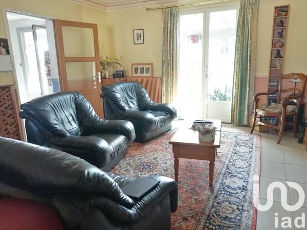 Maison à vendre 10 pièces 232 m² Saint-Jean-sur-Mayenne