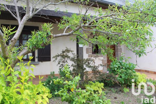 Maison à vendre 10 pièces 232 m² Saint-Jean-sur-Mayenne