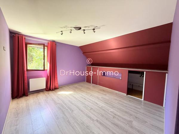 Maison à vendre 8 pièces de 217 m²