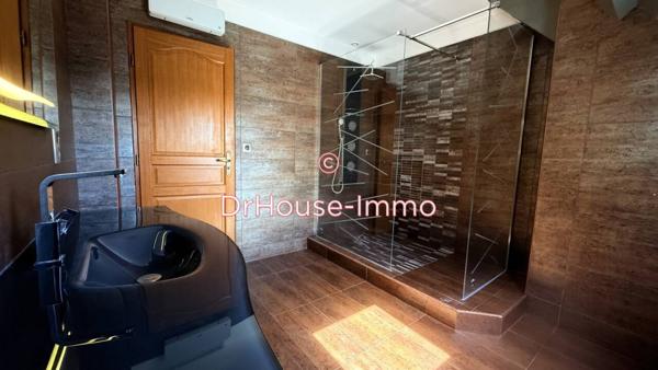 Maison à vendre 8 pièces de 217 m²