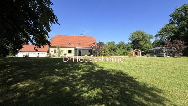 Maison à vendre 8 pièces de 217 m²