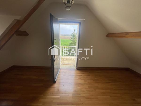 CHARMANTE LONGÈRE PROCHE DE TOURS