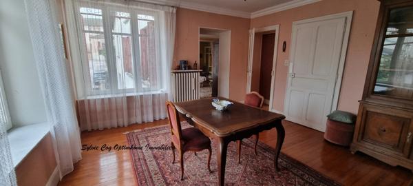 Grande maison à renover