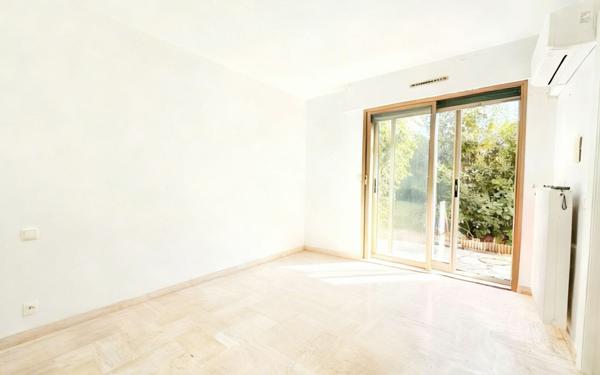 Appartement à vendre    3 pièces • 79,45 m2 Cannes