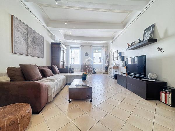 Saint-Affrique (12400) Spacieux et lumineux appartement T3 avec terrasse