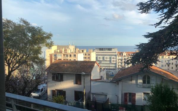 Appartement à louer    2 pièces • 42,65 m2 Nice