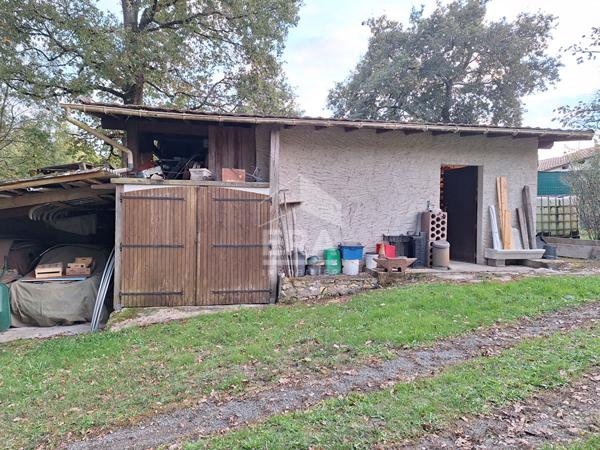 Maison à vendre individuelle à 6 minutes de Montpon-Ménestérol.