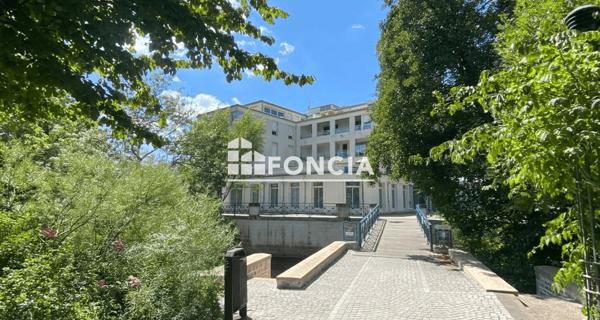 À vendre Appartement 2 pièces 62 m² - Niort 79000