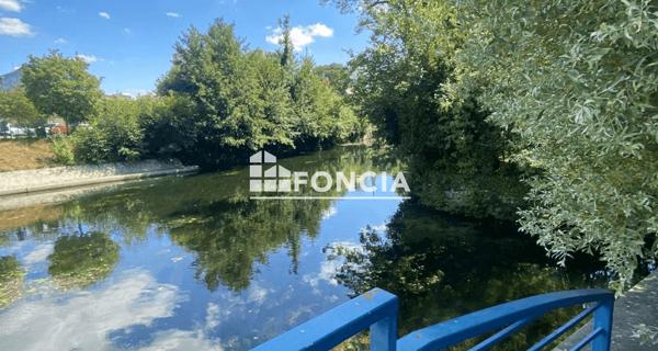 À vendre Appartement 2 pièces 62 m² - Niort 79000