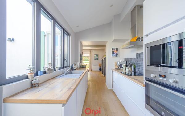 Maison à vendre    5 pièces • 162 m2 Marsilly