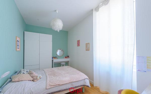 Maison à vendre    5 pièces • 162 m2 Marsilly
