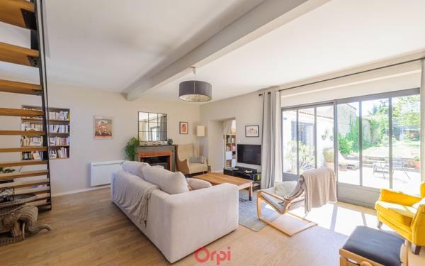 Maison à vendre    5 pièces • 162 m2 Marsilly