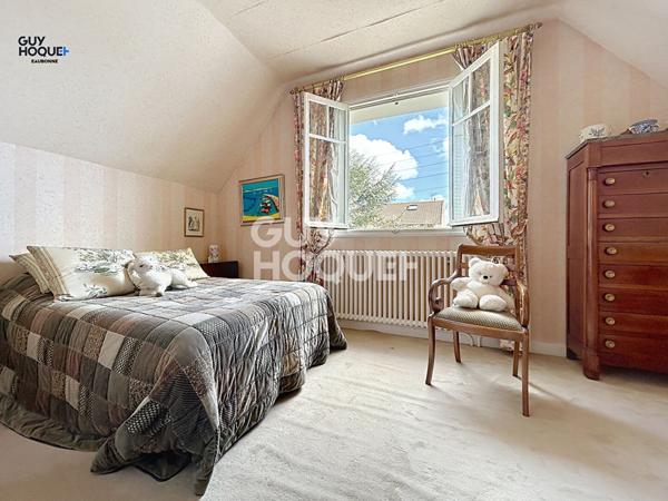 Quartier Cerisaie-Jean Macé: A 10 min gare et à 5min des écoles - Maison 112m² - 3 chambres- avec sous-sol total- Terrain 500m²