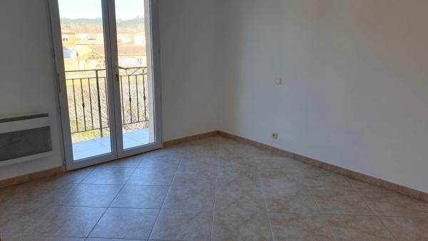 Appartement T3 de 66,54 m2 avec balcon